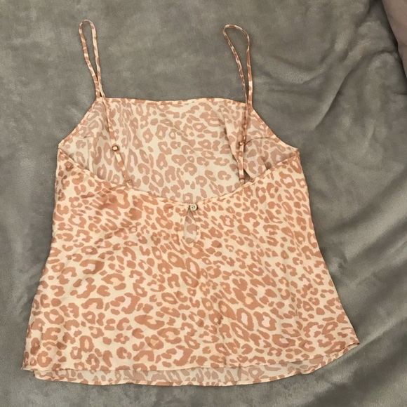 Victoria’s Secret Satin PJ Top 💛🐆 - Picture 3 of 6